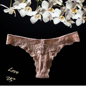 VICTORIA’S SECRET DREAM ANGELS THONG PANTY